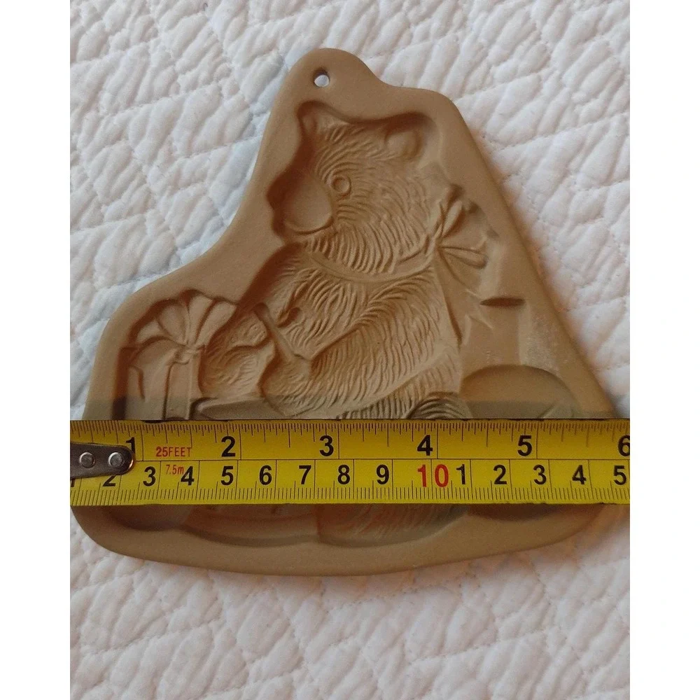 Vintage 1985 Brown Bag‎ Cookie Art Teddy Bear Drummer Terracotta Mold 5.5